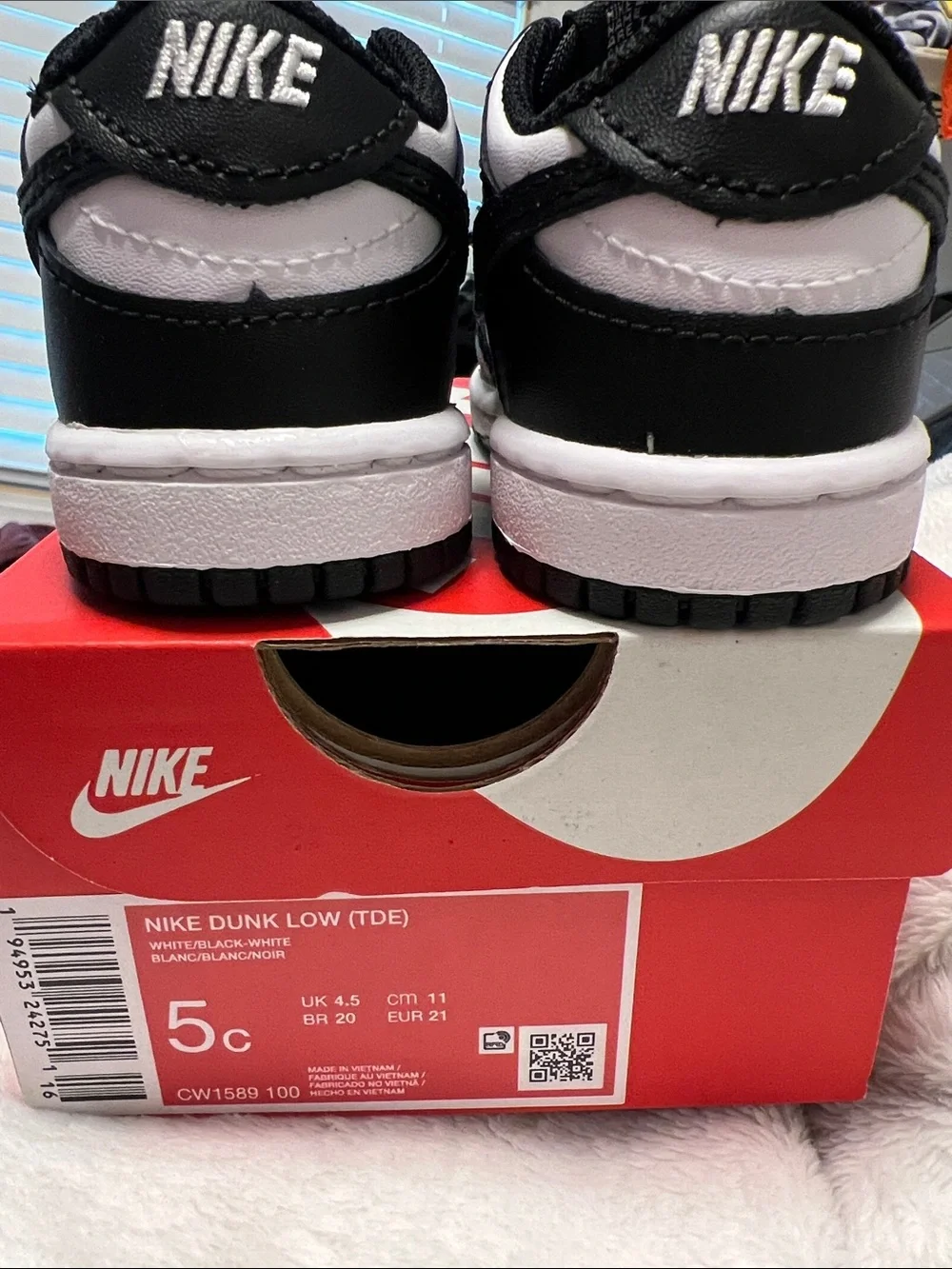 Nike Kids Black and White Low-Top Sneakers